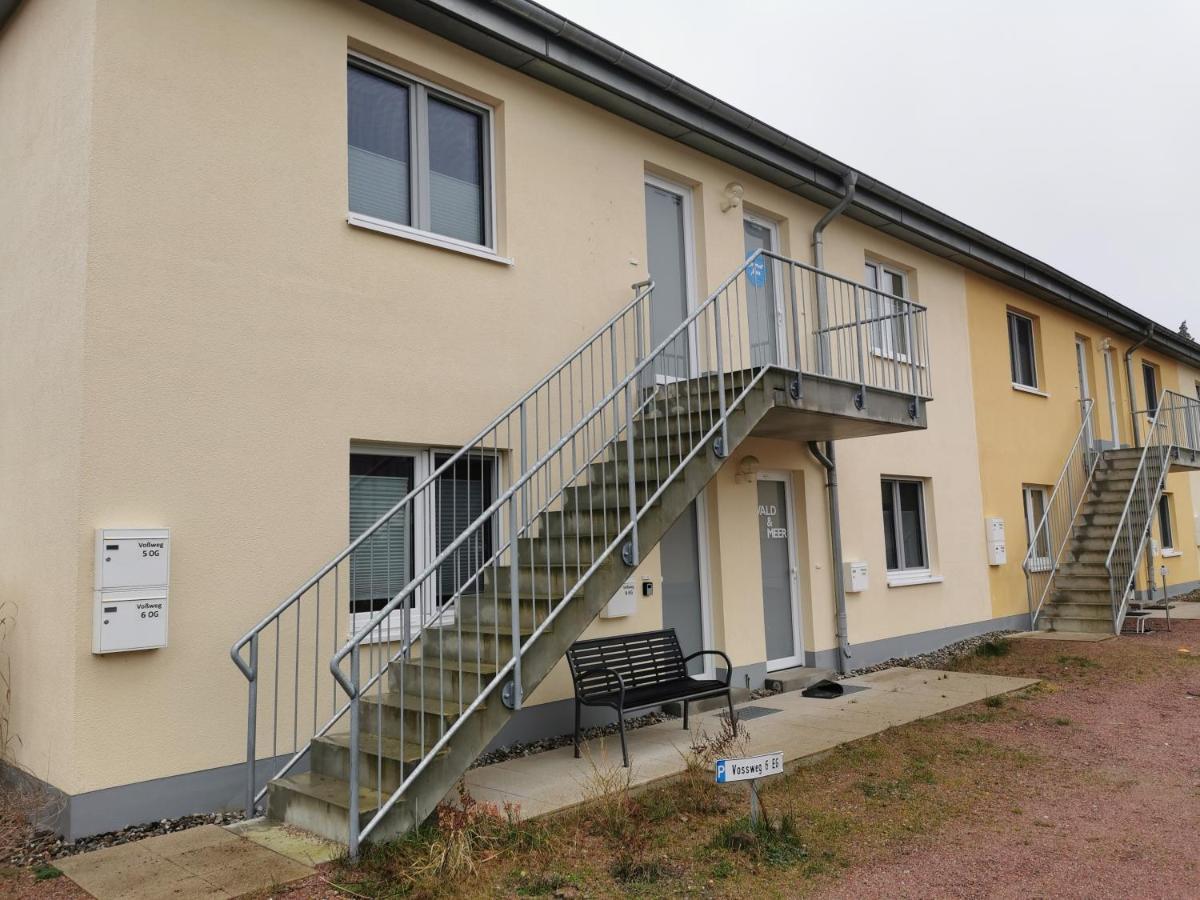 Moorhexe 2 Apartman Gelbensande Kültér fotó